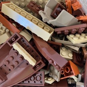 LEGO | Assorted brown & tan lego bricks, pieces, and parts 1lb +